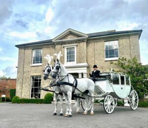 White Lattice Top Glass Coach with pair of White Horses White Lattice Top Glass Coach with pair of White Horses
